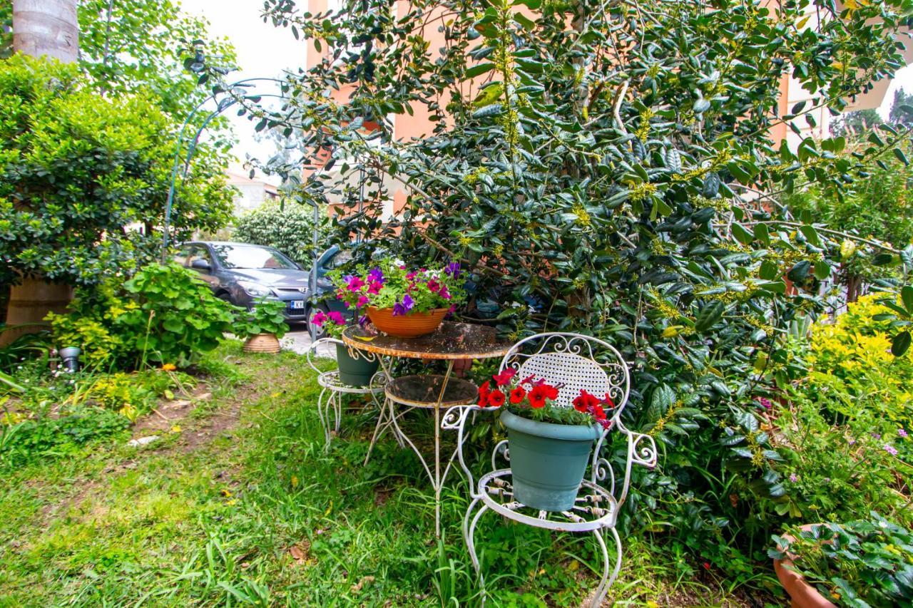 Sophie'S Garden Apartment Potamós Eksteriør bilde